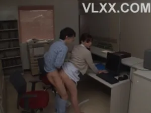 Cô gái nóng bỏng có 160.000 người theo dõi bị chơi xấu... [Phần 1]